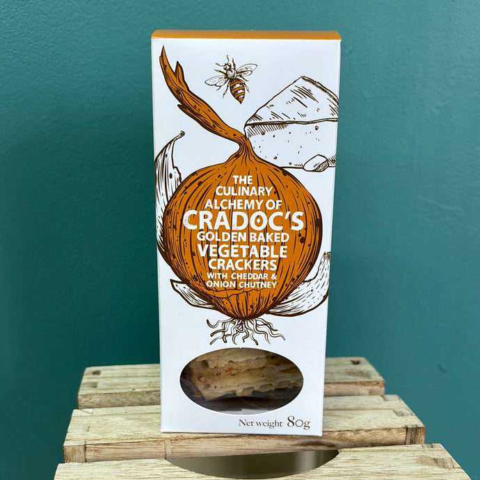 Crackers with Cheddar and Onion Chutney